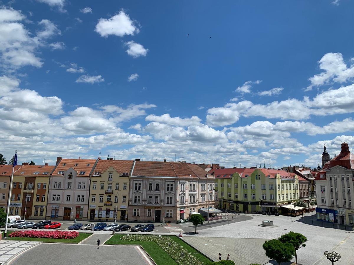 Wine Apartments Hradec Centre Hradec Králové Exteriör bild