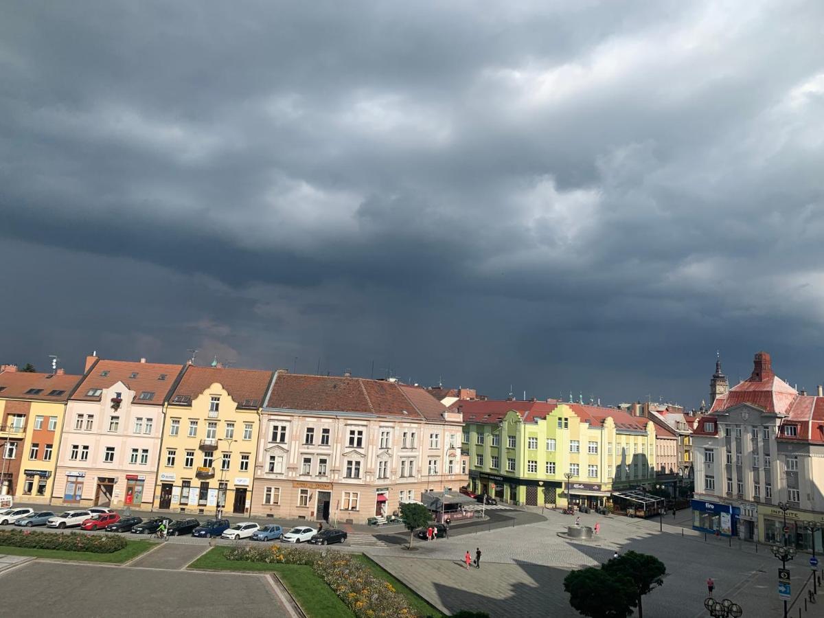 Wine Apartments Hradec Centre Hradec Králové Exteriör bild